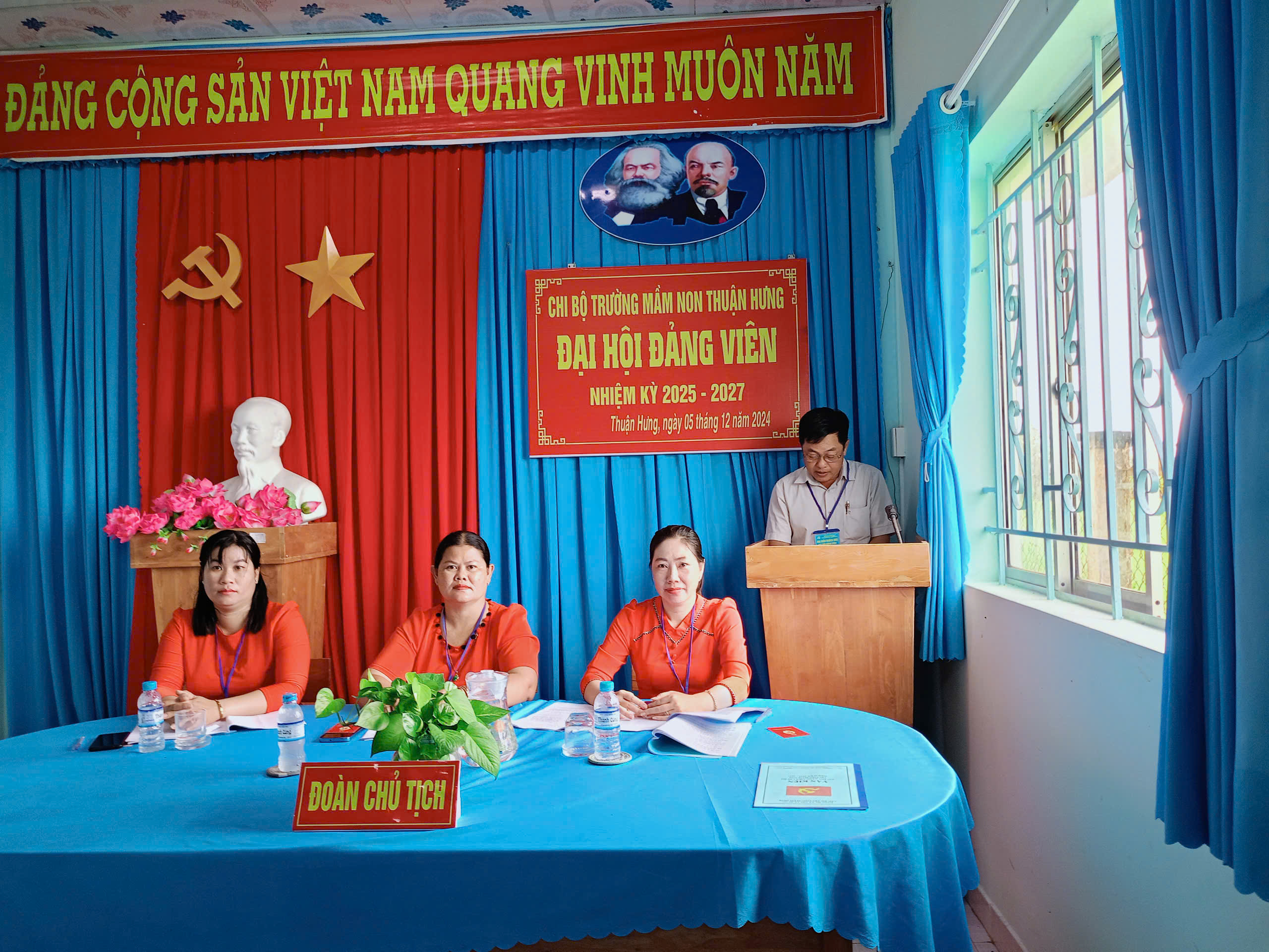 TRƯỜNG MẦM NON THUẬN HƯNG TỔ CHỨC THÀNH CÔNG ĐẠI HỘI ĐẢNG VIÊN NHIỆM KỲ 2025 - 2027